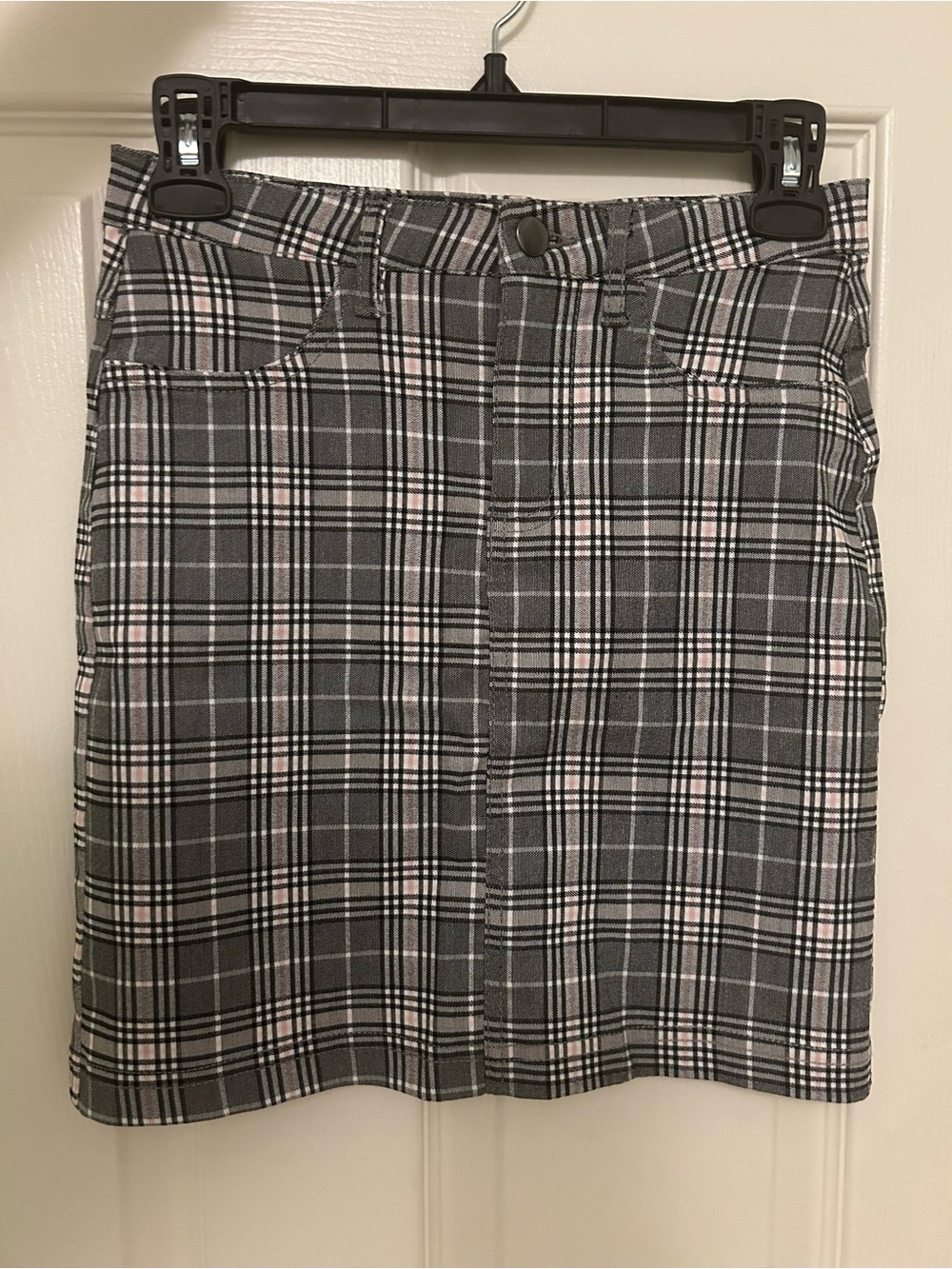 Never worn plaid grey mini skirt